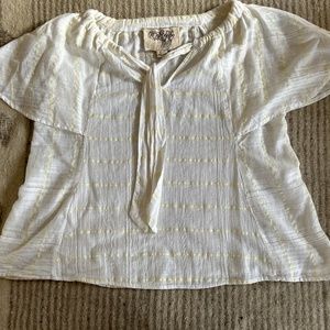 Beautiful Ace & Jig top with bow tie